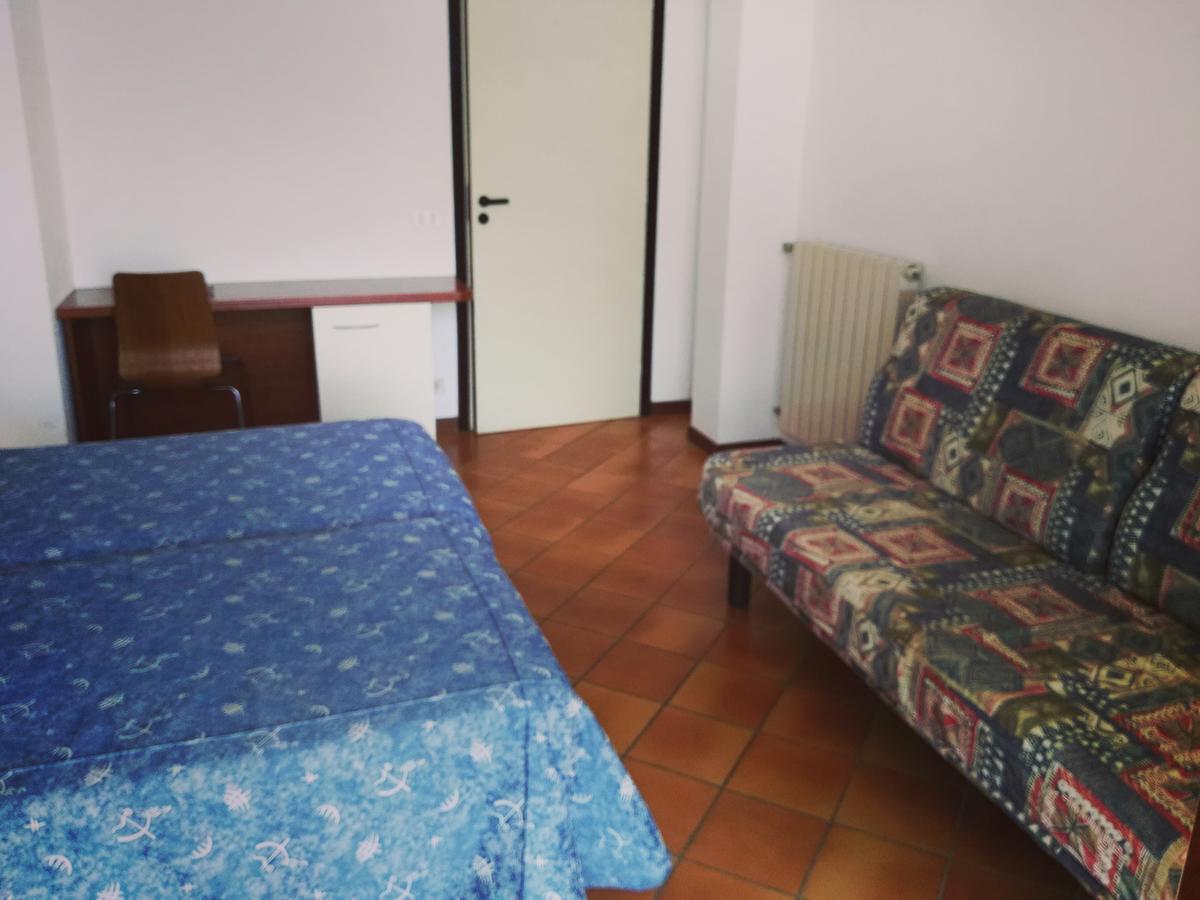 Hotel La Romantica Manerba del Garda Exterior photo